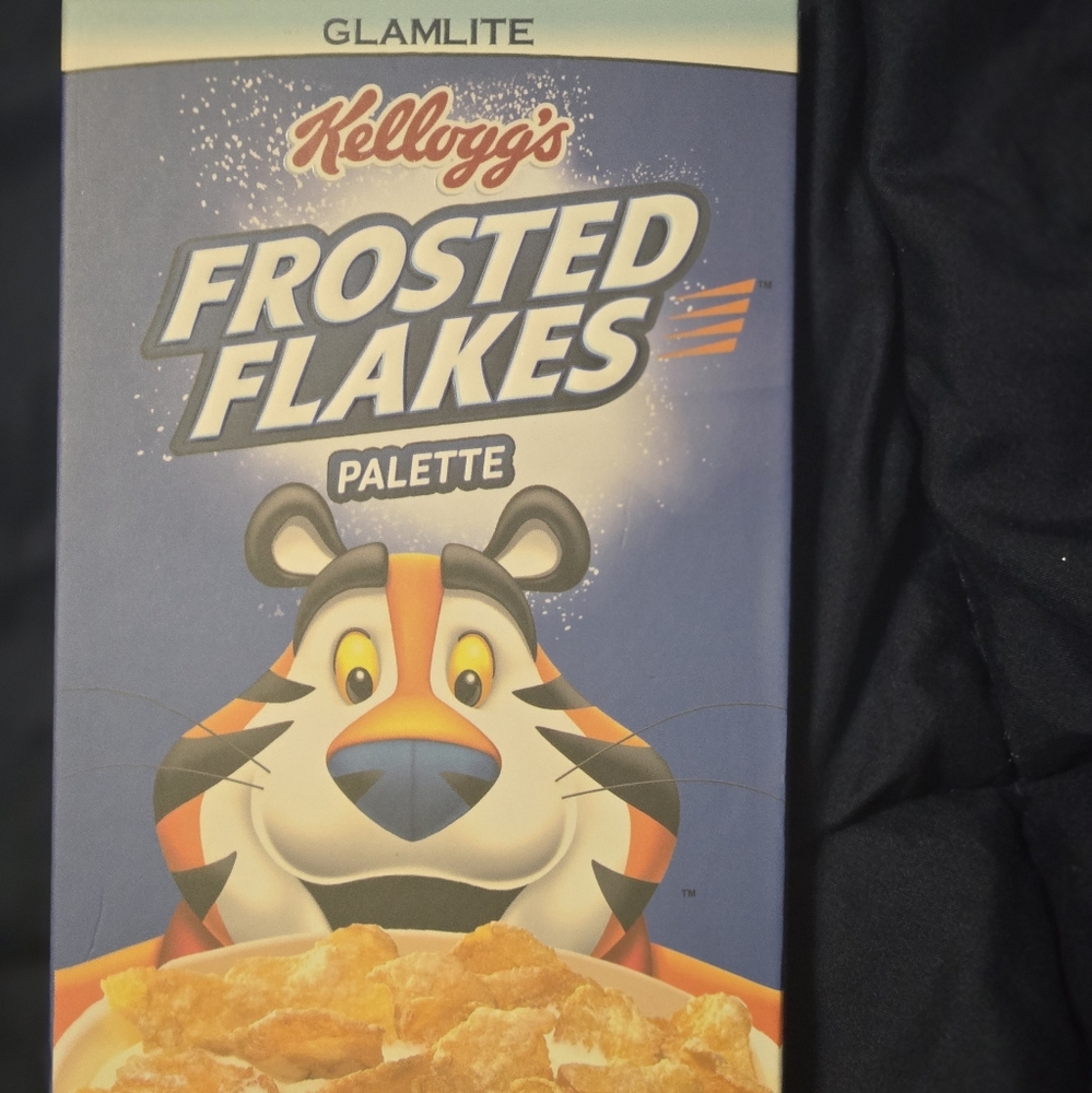 Glamlite Frosted Flakes Palette